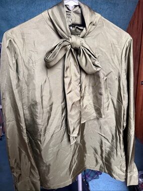 Ted Baker Olive Tie-Neck Blouse size 3